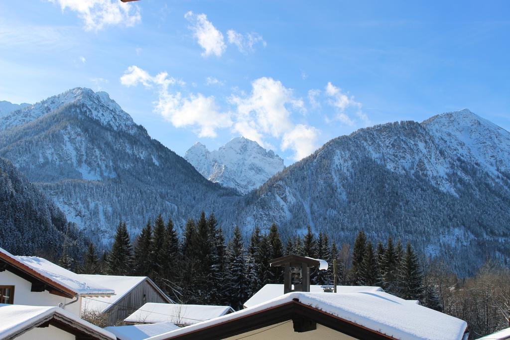 Alpenmotel Saeuling Pinswang Exterior foto