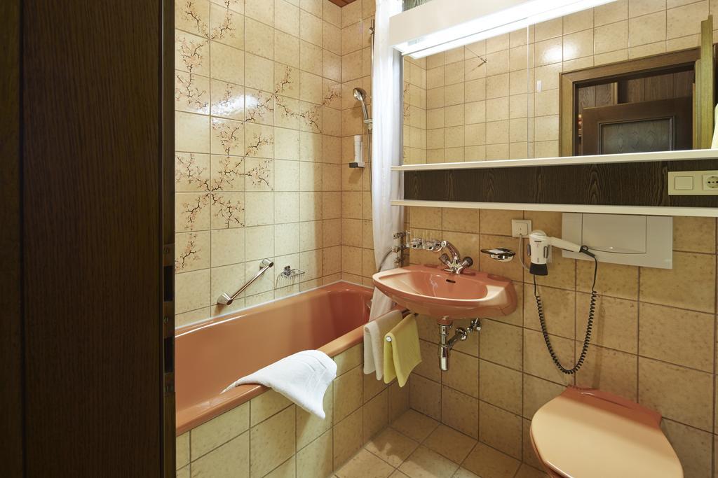 Alpenmotel Saeuling Pinswang Cameră foto